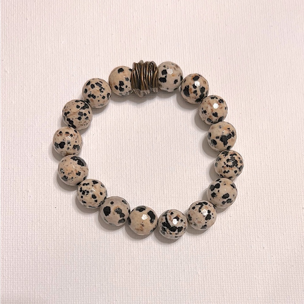 Greenish Gray Black Speckled Beaded Bracelet